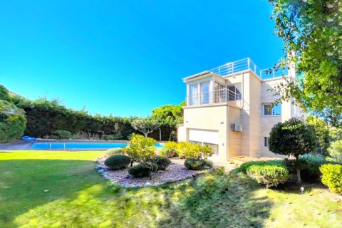 Недвижимость с 4 спальнями в Tung Qua Lin, Вьетнам №27226