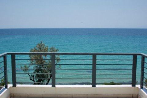 3 chambres Maisonnette à Chalkidiki, Greece No. 60657