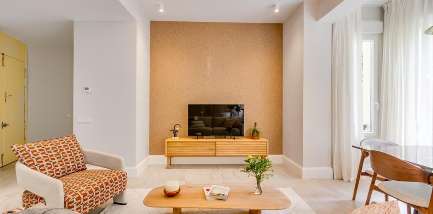 2 bedrooms Apartment in Madrid, Spain No. 124819