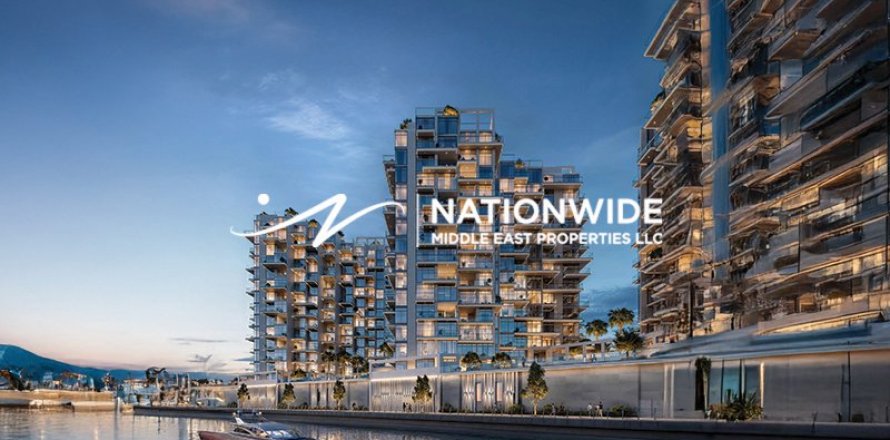 3 dormitorios Apartment en Abu Dhabi, UAE No. 122956