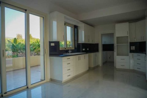 3 bedrooms House in Kissonerga, Cyprus No. 78010 6