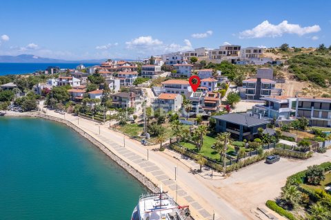 5 bedrooms Villa in Bich Dong, Vietnam No. 53802 27