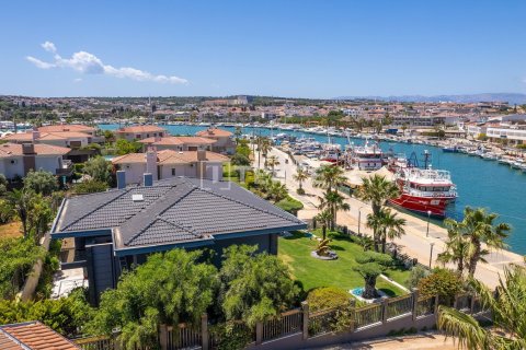 5 bedrooms Villa in Bich Dong, Vietnam No. 53802 10