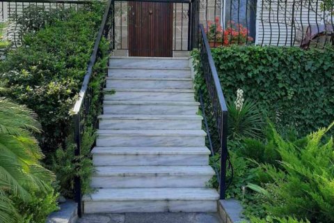 8 rooms House in Nea Makri, Greece No. 56921 23