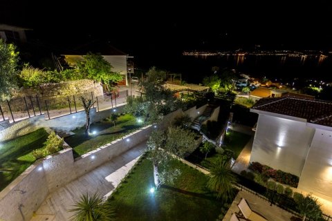 4 chambres House à Herceg Novi, Montenegro No. 104803 12