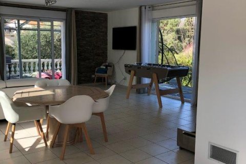 6 bedrooms Villa in Bouyon, France No. 69424 12