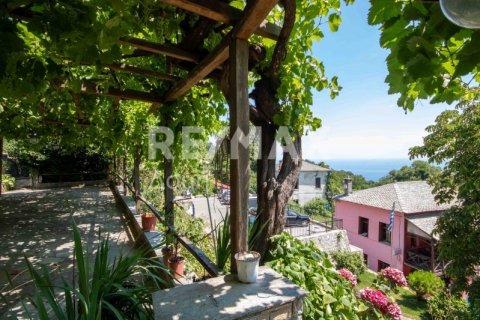 3 bedrooms Building in Mouresi, Greece No. 28025 1