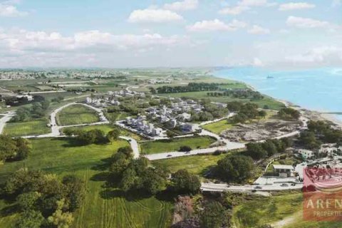 4 bedrooms Villa in Pervolia, Cyprus No. 79878 7