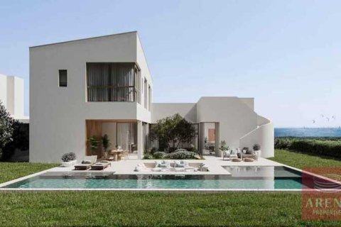 4 bedrooms Villa in Pervolia, Cyprus No. 79878 1