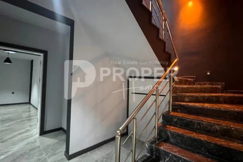 7 rooms Villa in Binh Thuy, Vietnam No. 12707 10