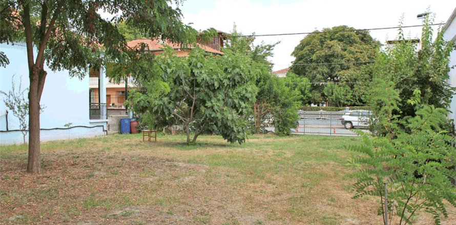 607m² Land in Katerini, Greece No. 109565