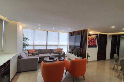 3 dormitorios Apartment en Panamá, Panama No. 129133 8