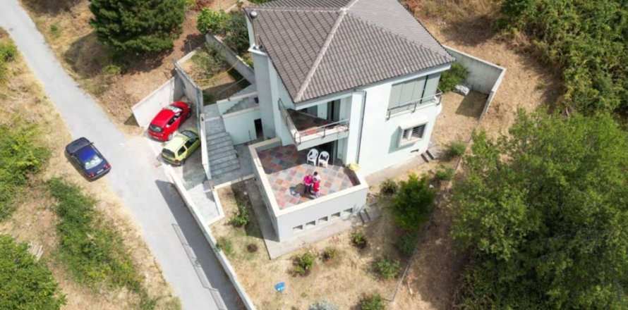 2 bedrooms House in Polygyros, Greece No. 110156