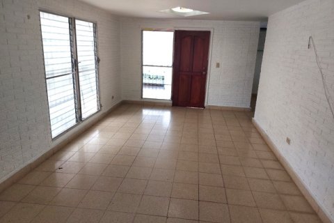 3 chambres House à Panama City, Panama No. 125380 3