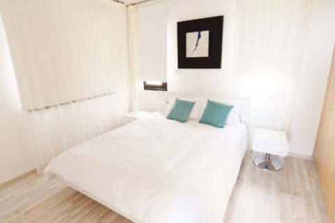 3 bedrooms Villa in Paphos, Cyprus No. 106263 3