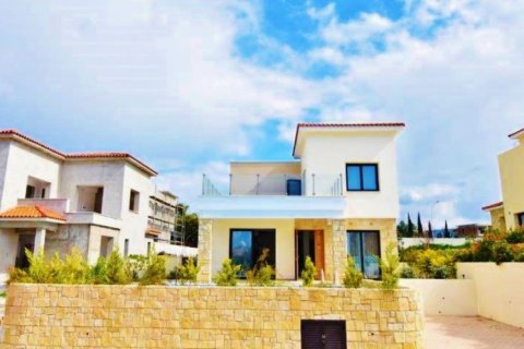 3 bedrooms Villa in Paphos, Cyprus No. 106263 6
