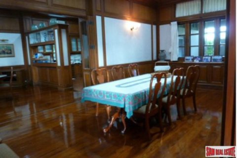 6 dormitorios House en Bangkok, Thailand No. 96030 19