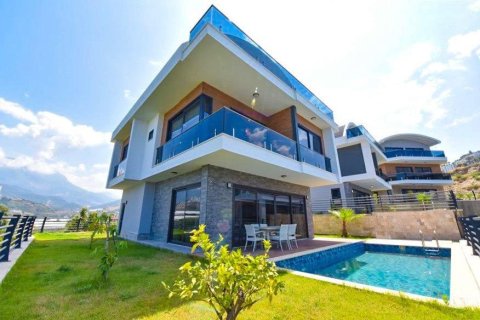 5 rooms Villa in Kargicak, Turkey No. 92591