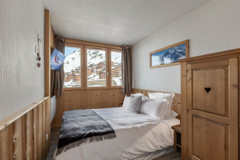 5 bedrooms Apartment in Les Belleville, France No. 99521 8