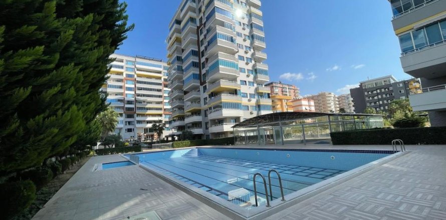 3 rooms Apartment in Mahmutlar, Turkey No. 21321