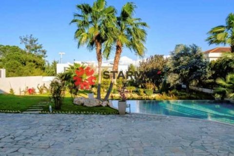 4 bedrooms House in Enkomi, Cyprus No. 82727 3