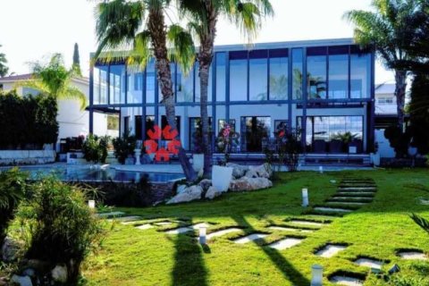 4 bedrooms House in Enkomi, Cyprus No. 82727 1