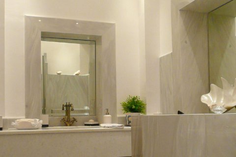 5 bedrooms Villa in Messenia, Greece No. 60337 19