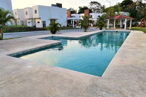 3 bedrooms House in Juan Demostenes Arosemena, Panama No. 129276 6