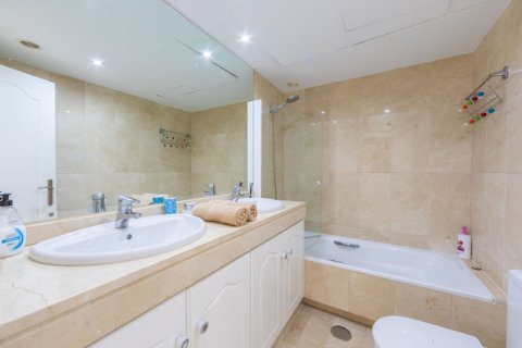 3 bedrooms Penthouse in Dinh An, Vietnam No. 83954 11