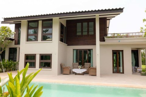 4 bedrooms House in Chiang Mai, Thailand No. 98254 13