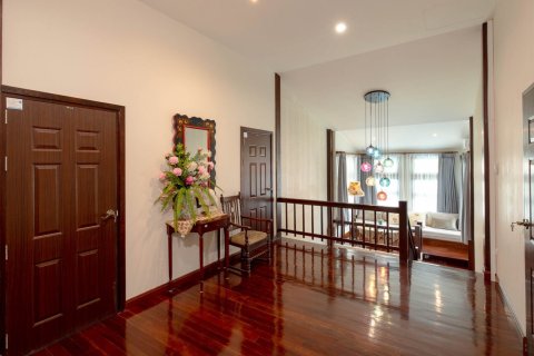 4 bedrooms House in Chiang Mai, Thailand No. 98254 17