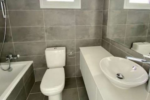 3 bedrooms House in Paphos, Cyprus No. 37147 5