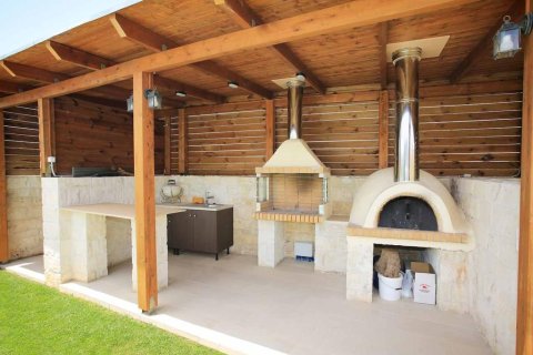 Вилла с 6 комнатами в Ираклион, Греция №109549 13