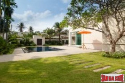 3 bedrooms Villa in Pattaya, Thailand No. 96499 14