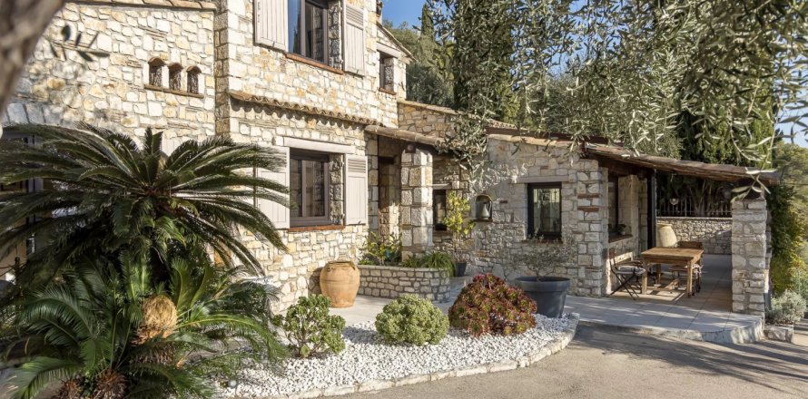 5 chambres Villa à La Colle-sur-Loup, France No. 67894