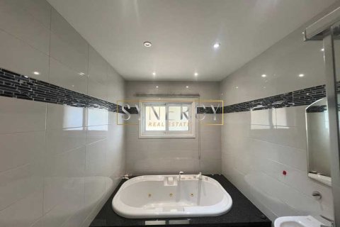 4 chambres House à Nicosia, Cyprus No. 76417 14