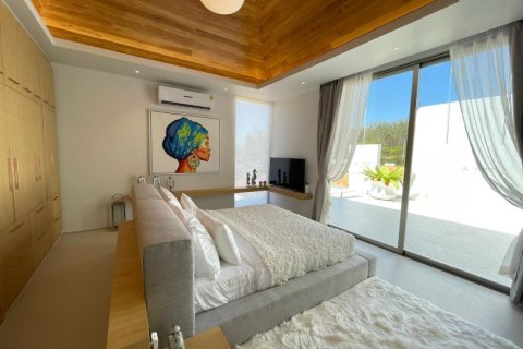 3 bedrooms Villa in Phuket, Thailand No. 97551 13