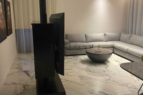 3 bedrooms Apartment in Limassol, Cyprus No. 102400 7