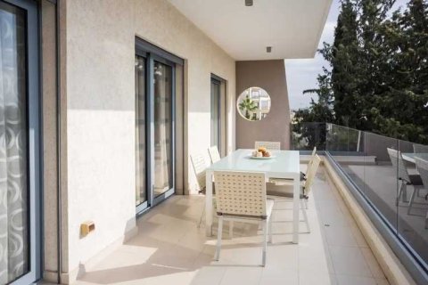3 chambres Appartement à Mouttagiaka, Cyprus No. 33895 9