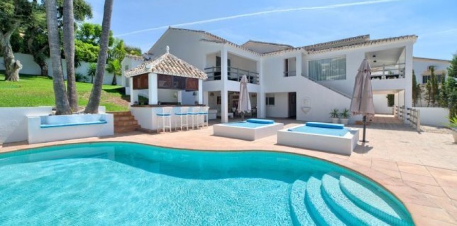 5 chambres House à Malaga, Spain No. 26502