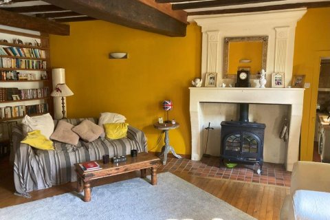 7 bedrooms House in Poullignac, France No. 69421 24