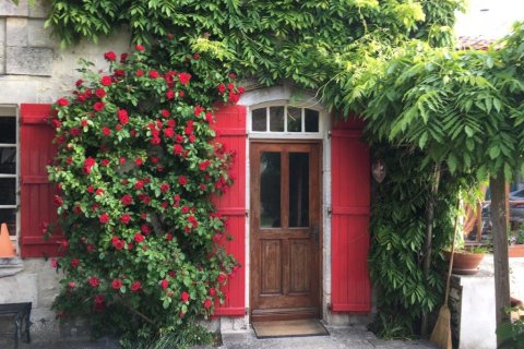 7 bedrooms House in Poullignac, France No. 69421 1