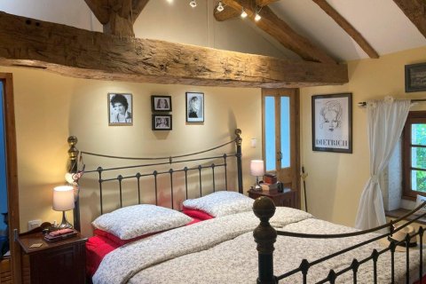 7 bedrooms House in Poullignac, France No. 69421 20