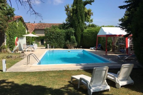 7 bedrooms House in Poullignac, France No. 69421 10