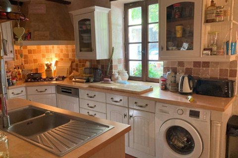 7 bedrooms House in Poullignac, France No. 69421 18