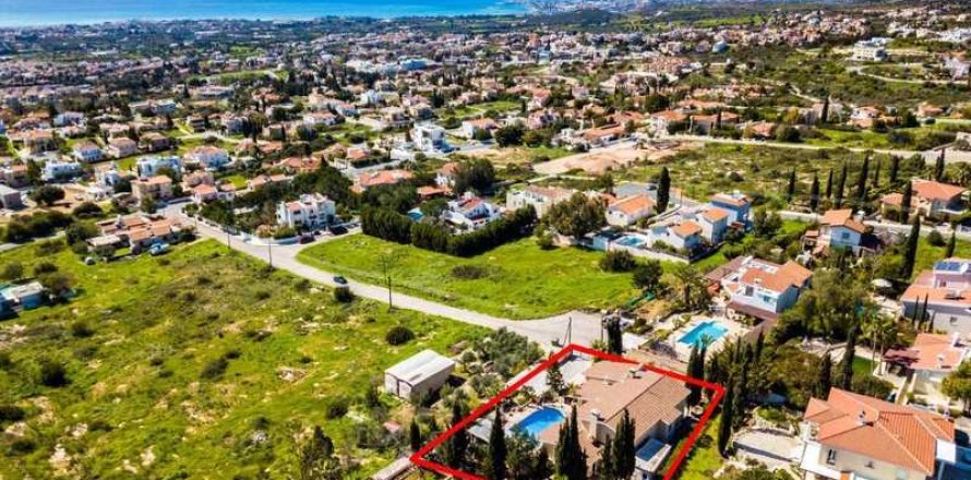 3 dormitorios House en Tala, Cyprus No. 30298