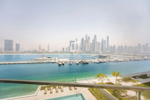 3 bedrooms Apartment in EMAAR Beachfront, UAE No. 118125