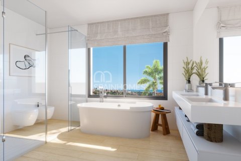 4 bedrooms Villa in Tan Xuan, Vietnam No. 25684 8