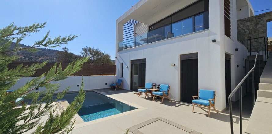 3 bedrooms Villa in Heraklion, Greece No. 107219