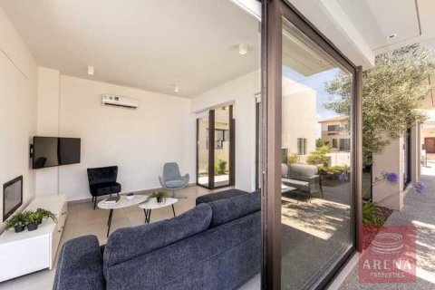 Вилла с 3 спальнями в Паралимни, Кипр №75131 8